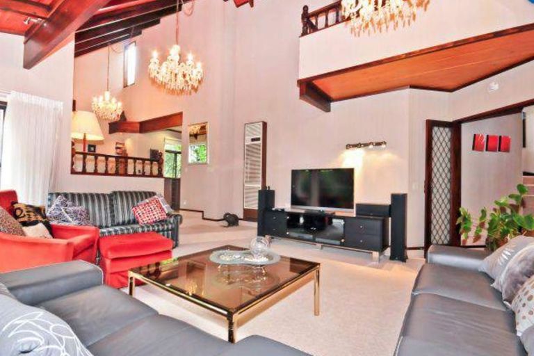 Photo of property in 23 Kensington Place, Fairfield, Hamilton, 3214