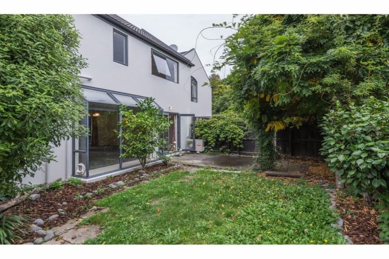 Photo of property in 3/44 London Street, Richmond, Christchurch, 8013