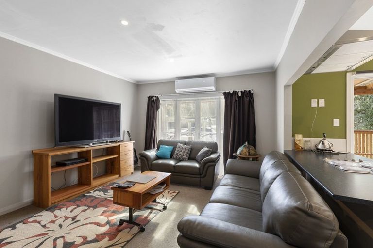 Photo of property in 30 Moores Valley Road, Wainuiomata, Lower Hutt, 5014