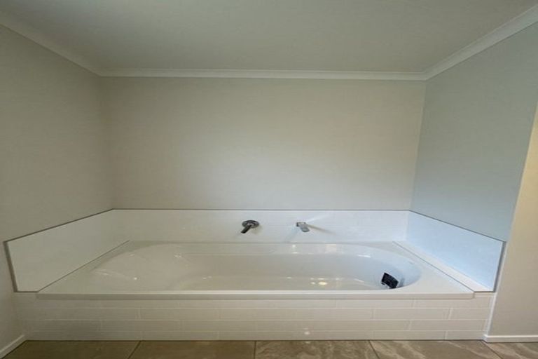 Photo of property in 2 Muddle Lane, Pyes Pa, Tauranga, 3112