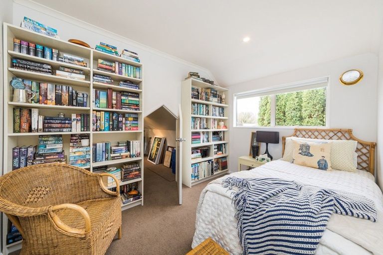 Photo of property in 28 Union Street, Hokowhitu, Palmerston North, 4410