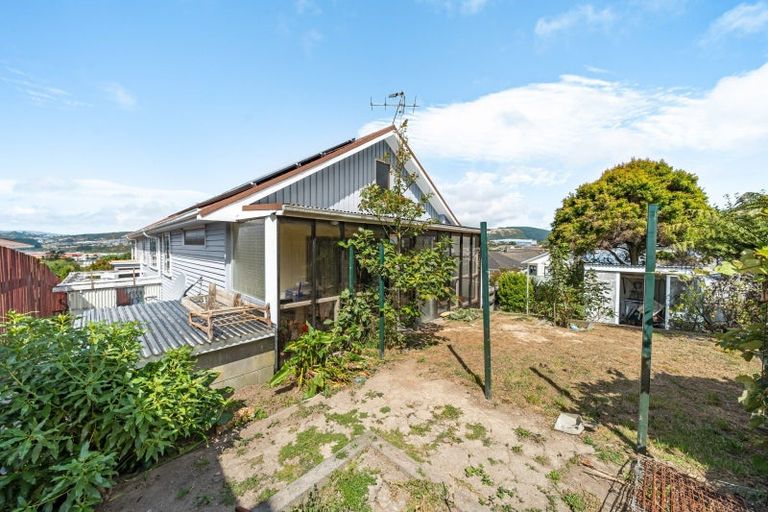 Photo of property in 2 Waiho Terrace, Elsdon, Porirua, 5022