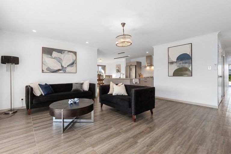 Photo of property in 42 Double Bay Road, Pyes Pa, Tauranga, 3112