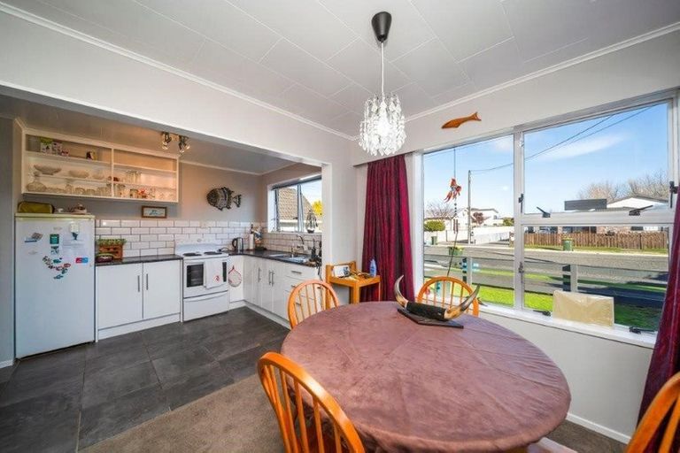 Photo of property in 2a Erin Street, Hawera, 4610