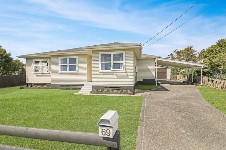 Photo of property in 69 Alexandra Street, Marton, 4710