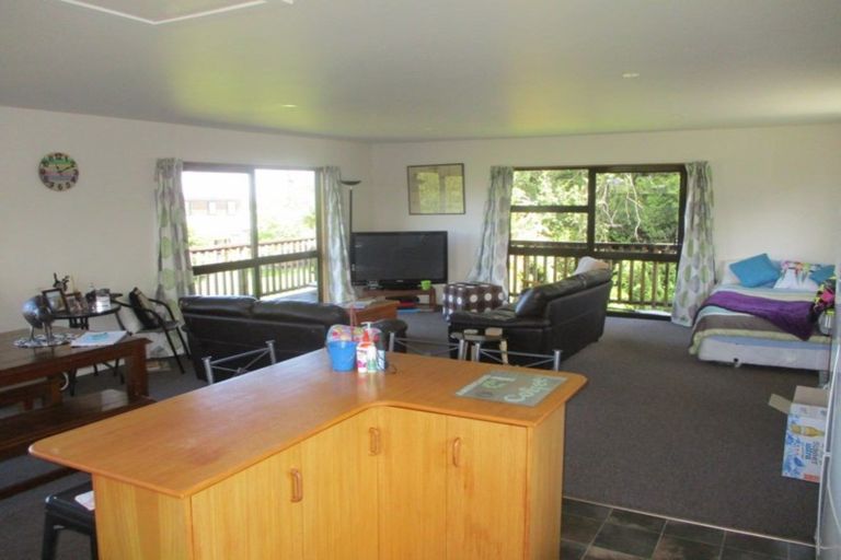 Photo of property in 14 Korua Street, Moana, 7872