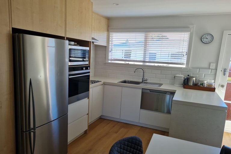 Photo of property in 2/18 Colligan Street, Upper Riccarton, Christchurch, 8041