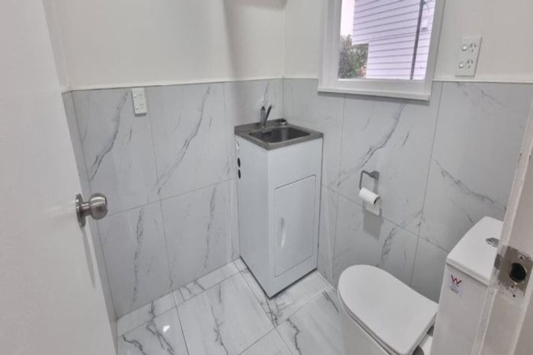 Photo of property in 32b Universal Drive, Henderson, Auckland, 0610