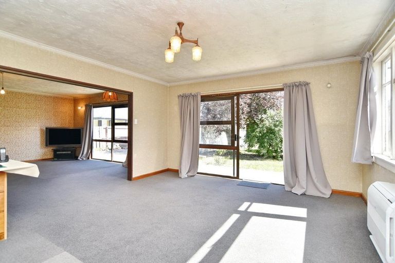 Photo of property in 15 Ivory Street, Rangiora, 7400
