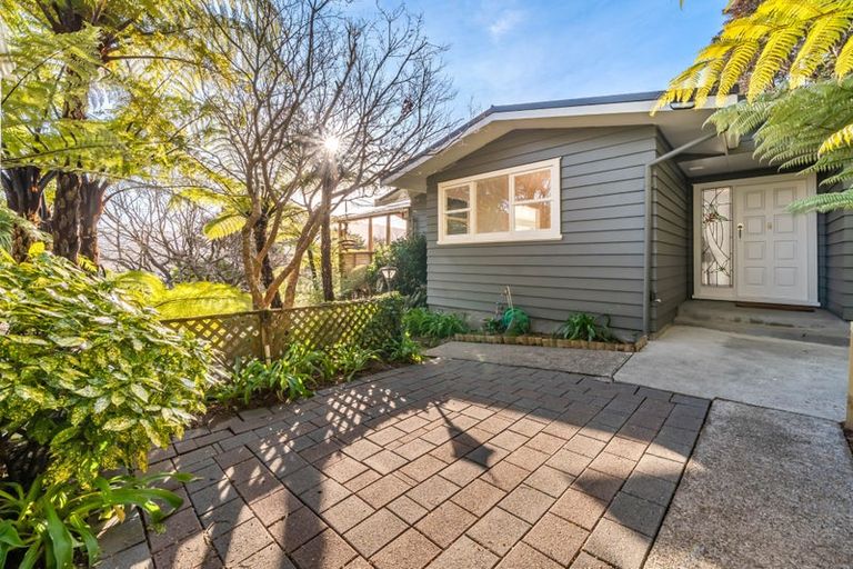 Photo of property in 17a Blue Mountains Road, Silverstream, Upper Hutt, 5019