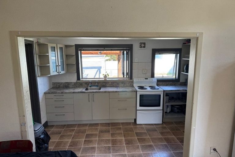 Photo of property in 710 Avenue Road West, Saint Leonards, Hastings, 4120