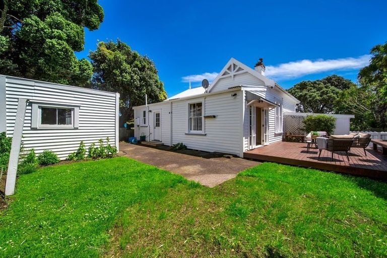 Photo of property in 47 Doralto Road, Frankleigh Park, New Plymouth, 4310