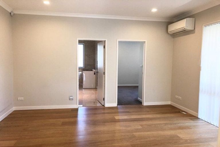 Photo of property in 19 Lynden Avenue, Hillcrest, Auckland, 0627