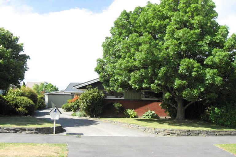 Photo of property in 22 Kent Lodge Avenue, Avonhead, Christchurch, 8042