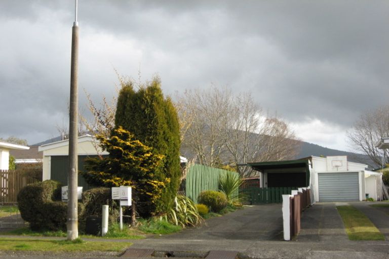 Photo of property in 6 Huriana Grove, Turangi, 3334