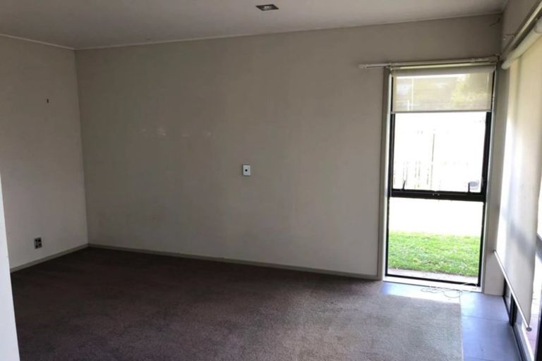 Photo of property in 30 Meadowland Drive, Somerville, Auckland, 2014