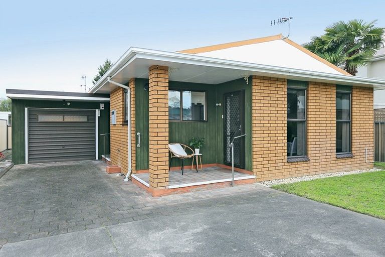 Photo of property in 11b Waterhouse Street, Taradale, Napier, 4112