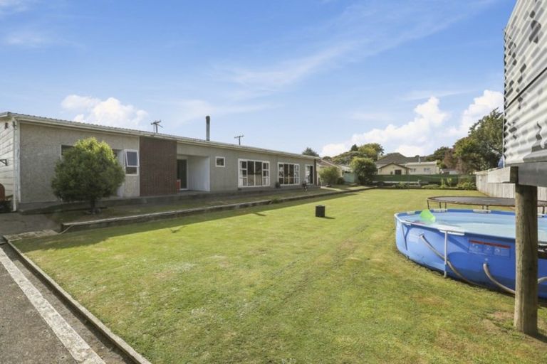 Photo of property in 49 King Edward Street, Eltham, 4322