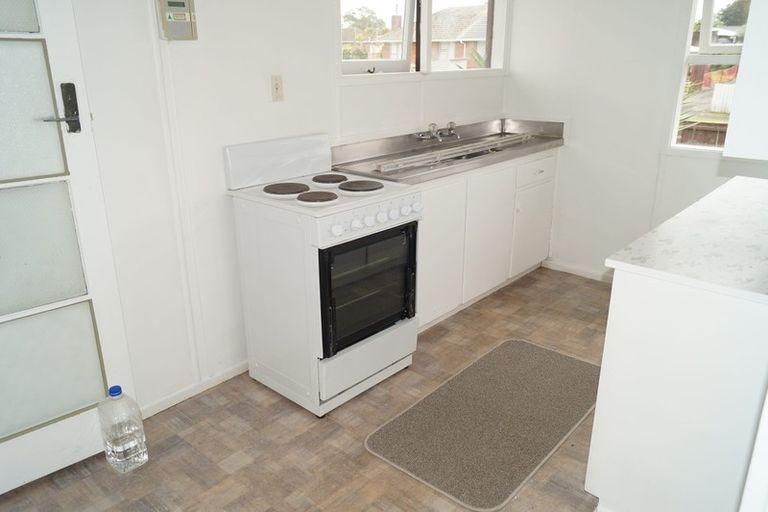 Photo of property in 4 Ashgrove Road, Mangere, Auckland, 2022