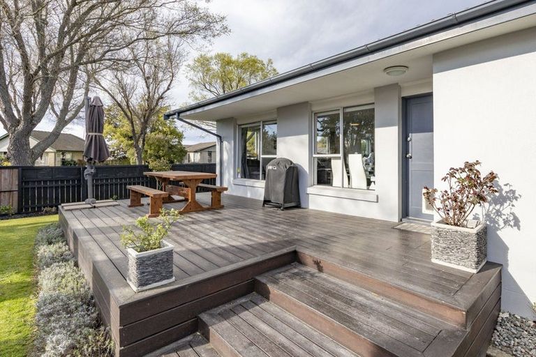 Photo of property in 80 Lowry Avenue, Redwood, Christchurch, 8051