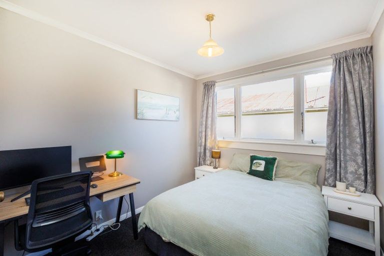 Photo of property in 32 Colombo Street, Hokowhitu, Palmerston North, 4410