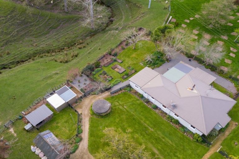 Photo of property in 540 Westmere Road, Wainuioru, Masterton, 5890