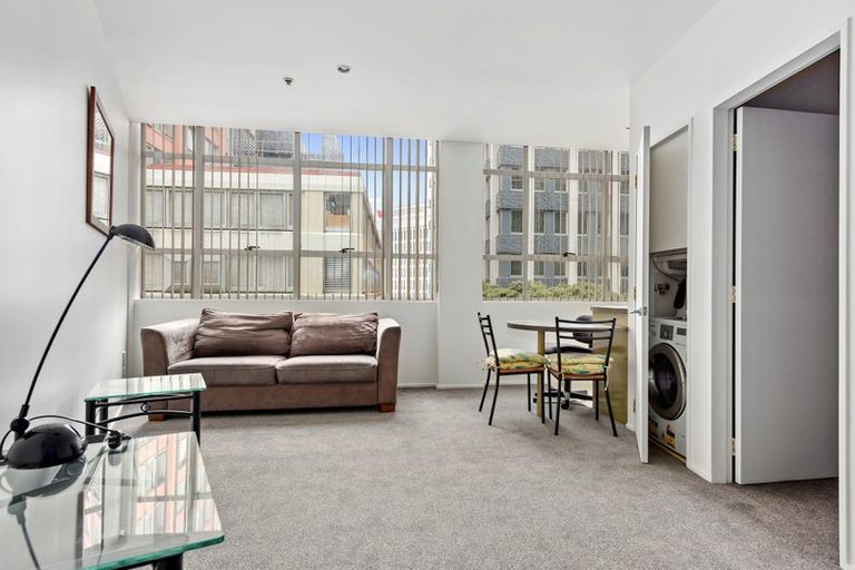 Photo of property in Hume House, 13/152 The Terrace, Wellington Central, Wellington, 6011