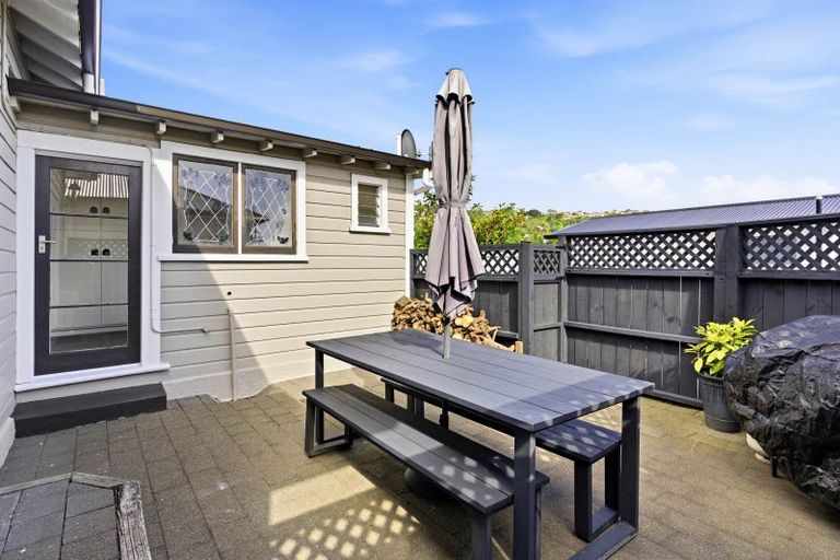 Photo of property in 178 Victoria Road, Saint Clair, Dunedin, 9012