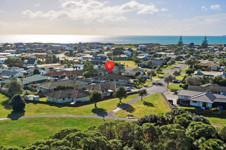 Photo of property in 6 Karia Grove, Papamoa Beach, Papamoa, 3118