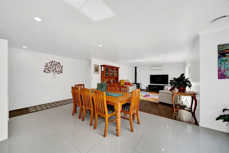 Photo of property in 24 Moulton Street, Moturoa, New Plymouth, 4310