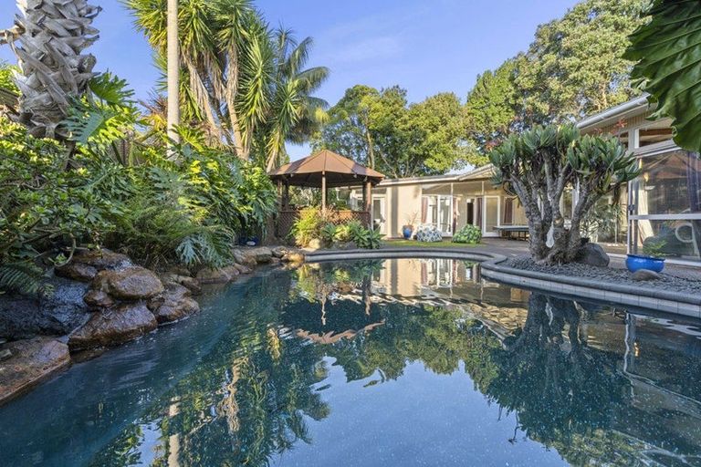 Photo of property in 2 Bushlands Place, Opaheke, Papakura, 2113