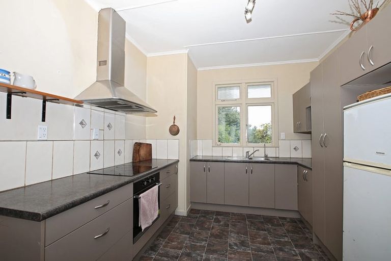 Photo of property in 2272 Ohai-clifden Highway, Orawia, Otautau, 9682