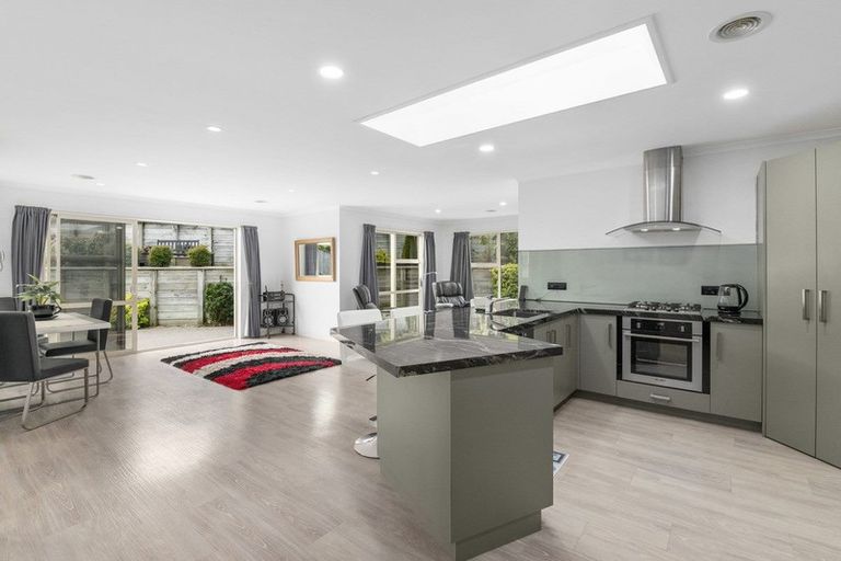 Photo of property in 15 Datum Way, Paraparaumu, 5032