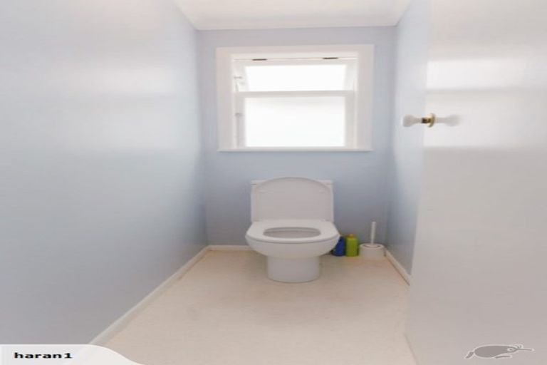 Photo of property in 12 Redwood Avenue, Tawa, Wellington, 5028