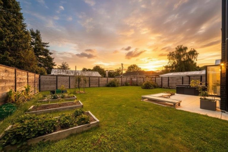 Photo of property in 17 Reakes Crescent, Wallaceville, Upper Hutt, 5018