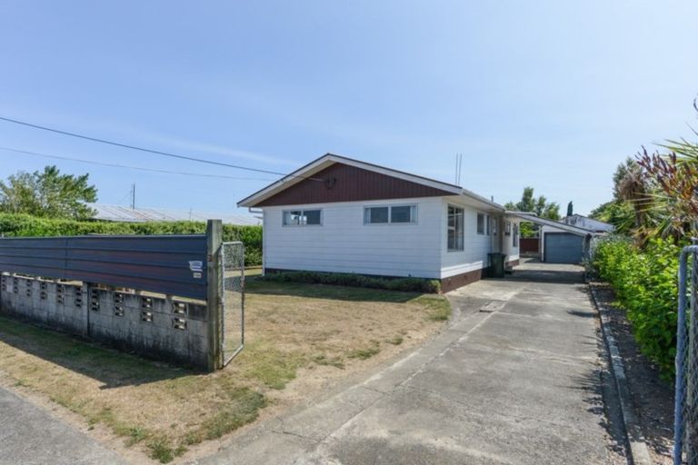 Photo of property in 25 Churchill Street, Waipukurau, 4200