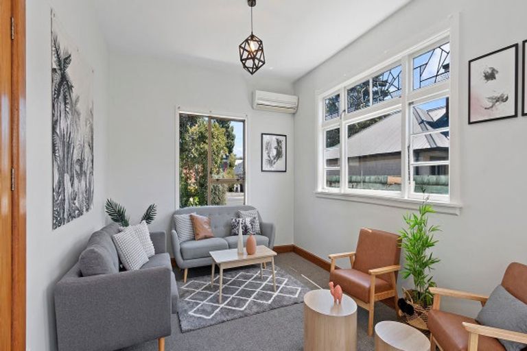 Photo of property in 1/126 Wairakei Road, Bryndwr, Christchurch, 8053