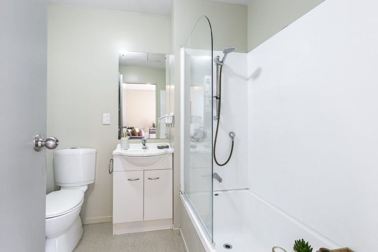 Photo of property in Dixon Towers, 16/115 Dixon Street, Te Aro, Wellington, 6011