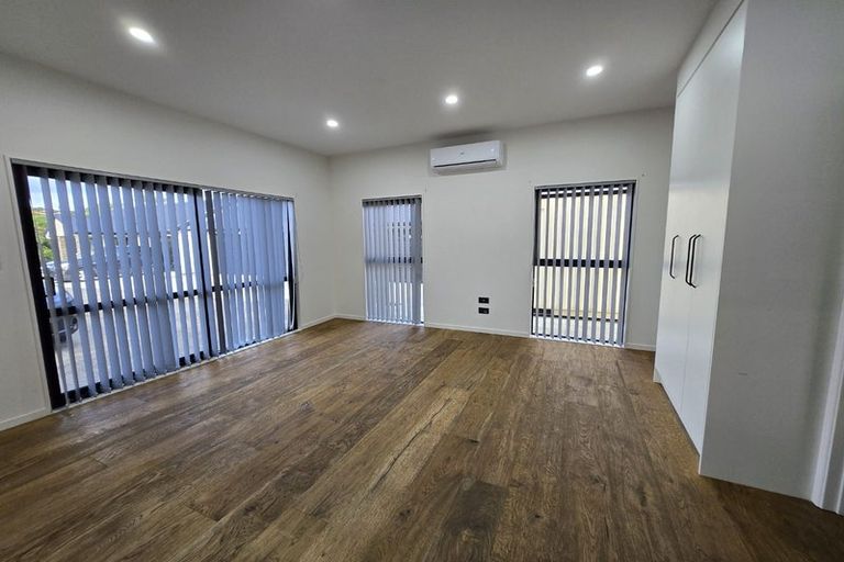 Photo of property in 190 Oraha Road, Kumeu, 0892