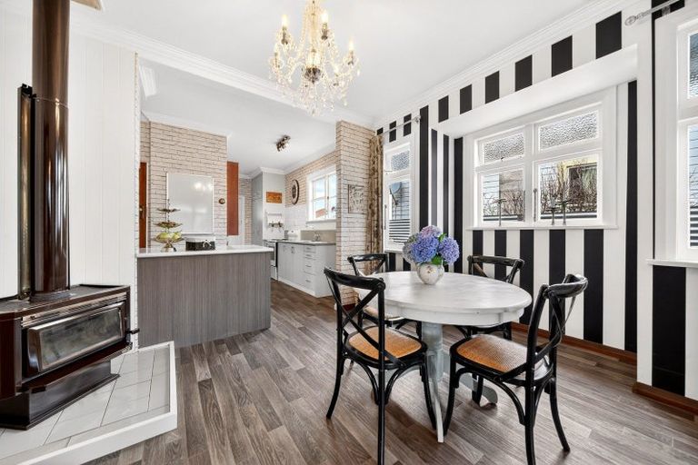 Photo of property in 106 Lincoln Road, Masterton, 5810