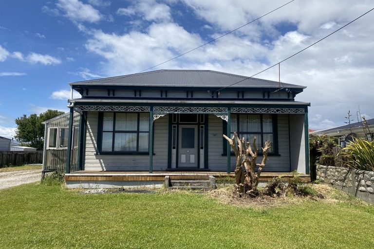 Photo of property in 137 Romilly Street, Westport, 7825