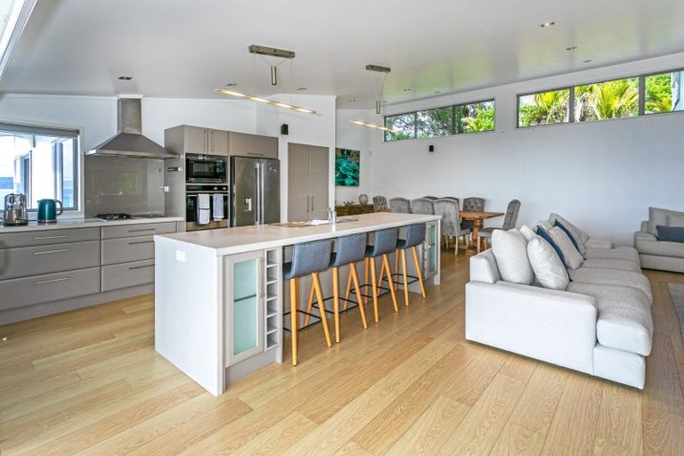 Photo of property in 402 Tuateawa Road, Tuateawa, Coromandel, 3583