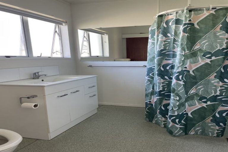 Photo of property in 2 Short Street, Otumoetai, Tauranga, 3110