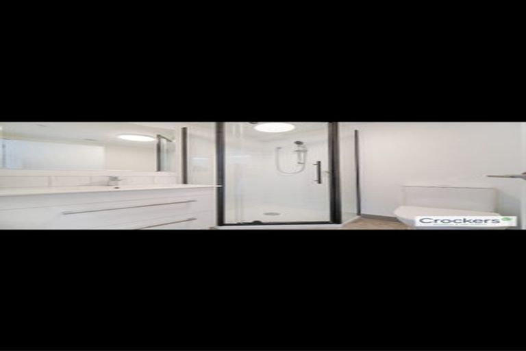 Photo of property in 406/7 Rauemi Way, Te Atatu South, Auckland, 0610