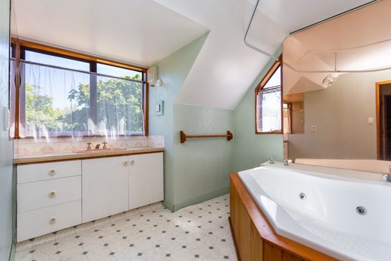 Photo of property in 1/31 Straven Road, Riccarton, Christchurch, 8011