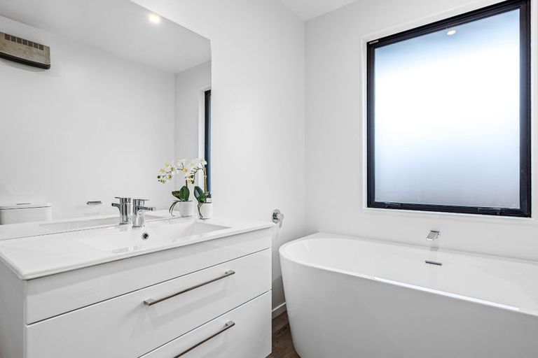 Photo of property in 17 Ned Place, Halswell, Christchurch, 8025