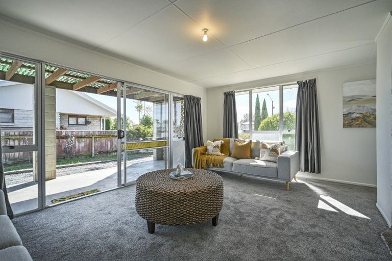 Photo of property in 11 Columbus Crescent, Flaxmere, Hastings, 4120