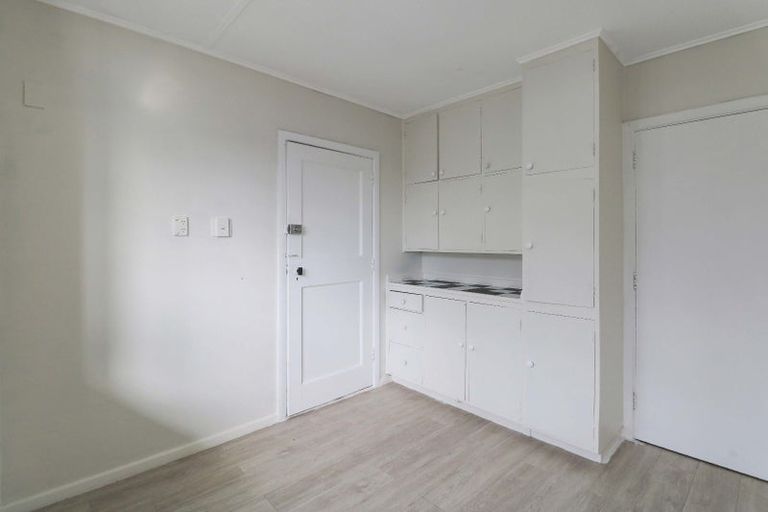 Photo of property in 13 Toomath Street, Naenae, Lower Hutt, 5011