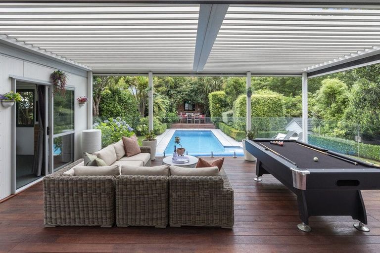 Photo of property in 477 Avonhead Road, Avonhead, Christchurch, 8042