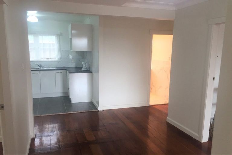 Photo of property in 2/22 Browns Road, Manurewa, Auckland, 2102